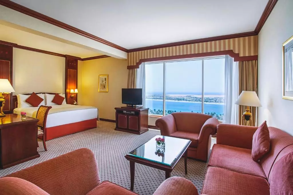 Corniche Hotel Abu Dhabi